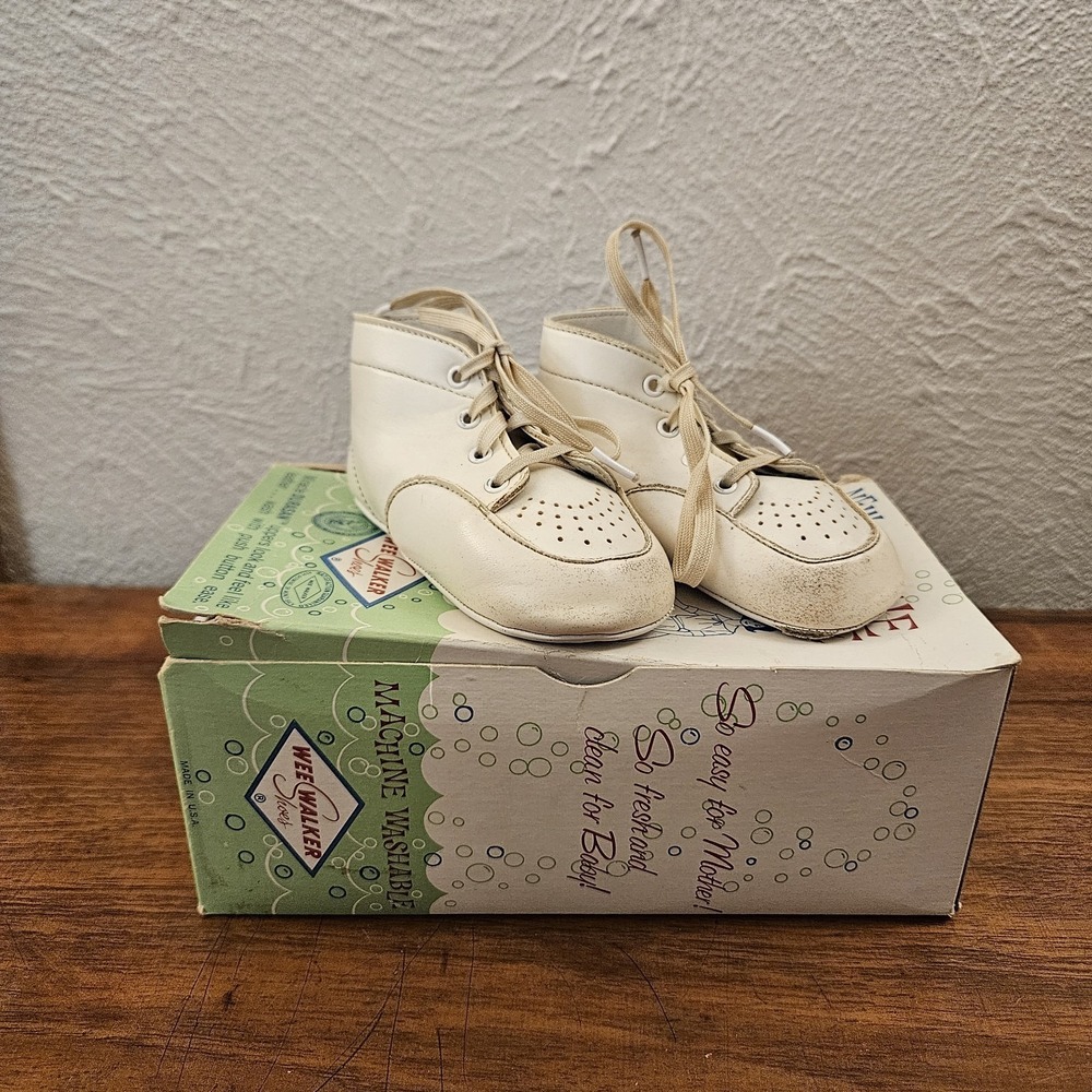 Vintage‎ Wee Walker Baby Shoes With Original Box And Insert White Size 3?